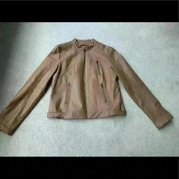 Bagatelle Brown leather jacket. - Picture 5 of 10